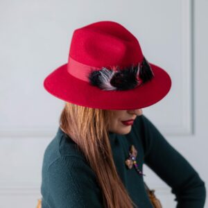 Skrybėlė CARMEN