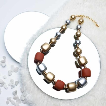 Kaklo papuošalas MIRA