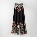 SOFIA juodos gėlėtos kelnės