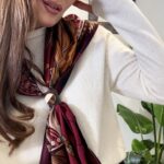 Viskozės dvipusės skaros su burgundiškais motyvais