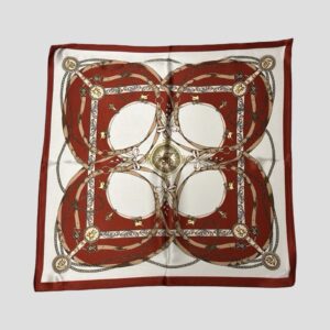 Natūralaus šilko skarelė CLASSIC